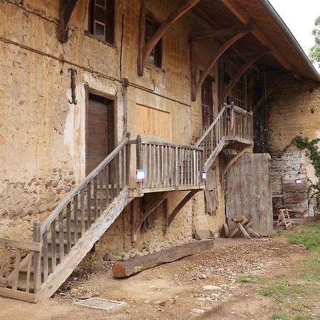 La Ferme De Berlioz Aparthotel La Cote-Saint-Andre Exteriör bild