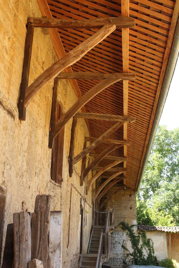 La Ferme De Berlioz Aparthotel La Cote-Saint-Andre Exteriör bild